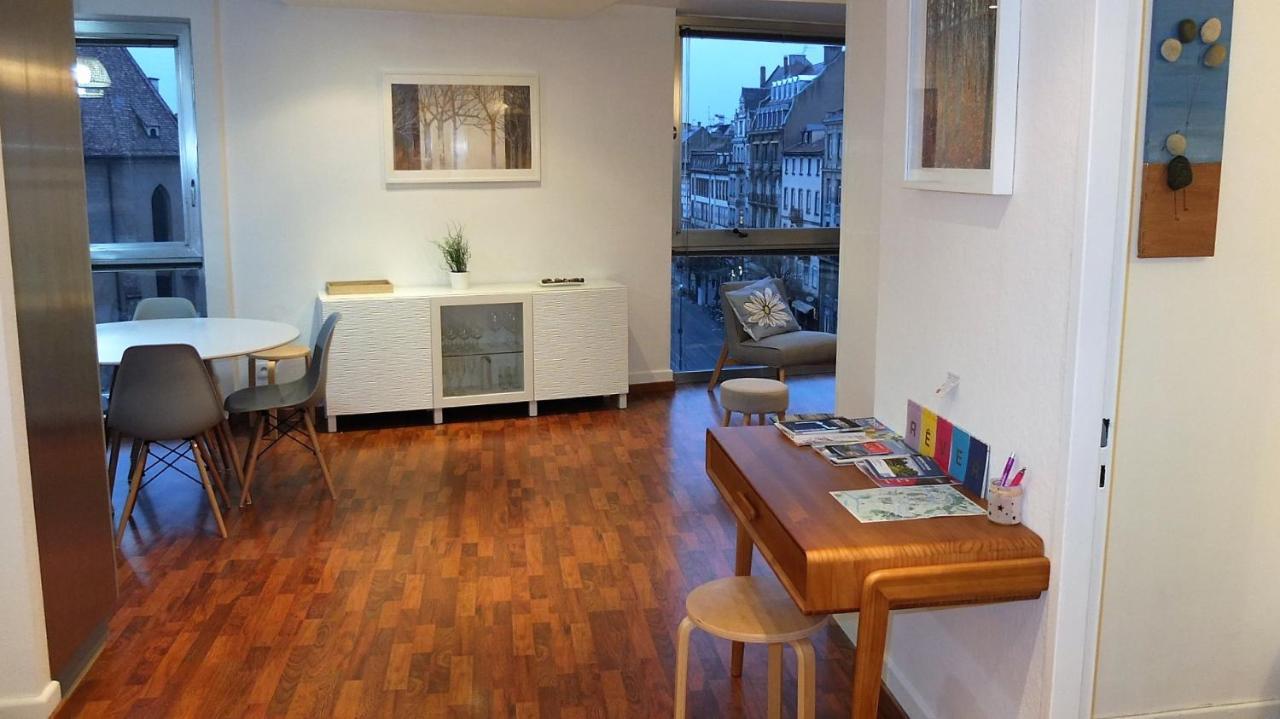 Spacieux Appartement Avec Vue Sur Les Quais Strasbourg Ngoại thất bức ảnh
